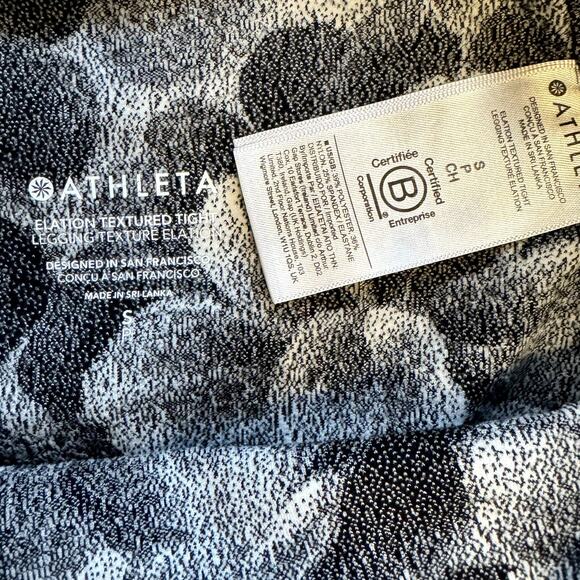 Women's Athleta Gray White Elation Textured Tight Floral Activewear Leggings S - Picture 5 of 9